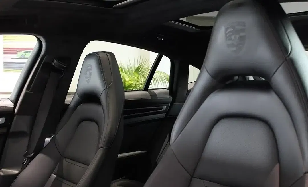 Porsche Panamera E-Hybrid 4 Sport Chrono Edition - Thumbnail 6