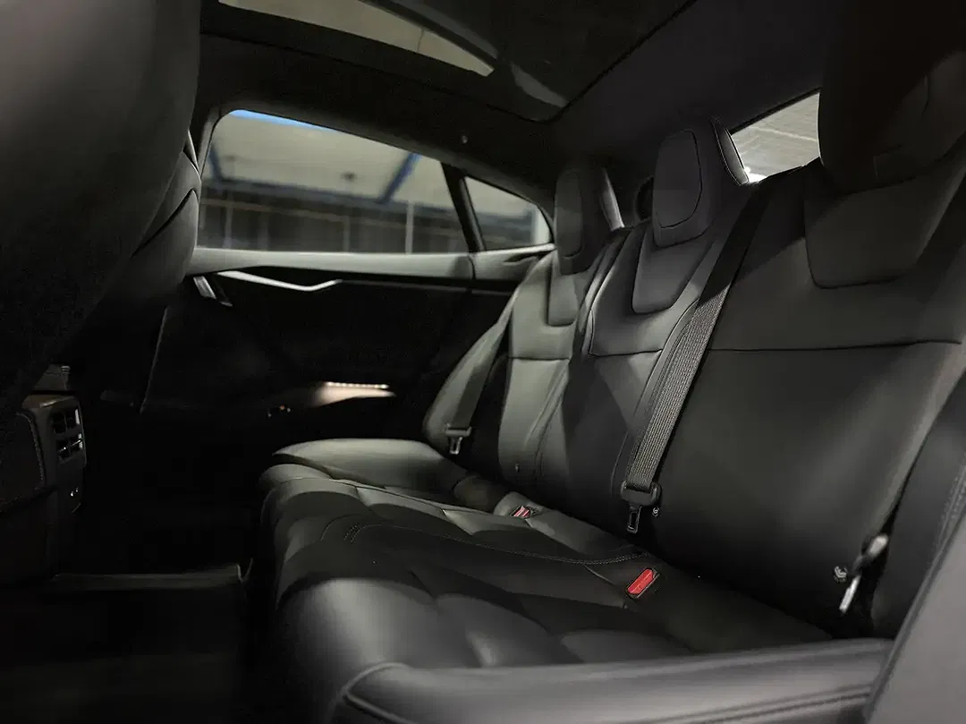 Tesla Model S Long Range Raven Active - foto 15
