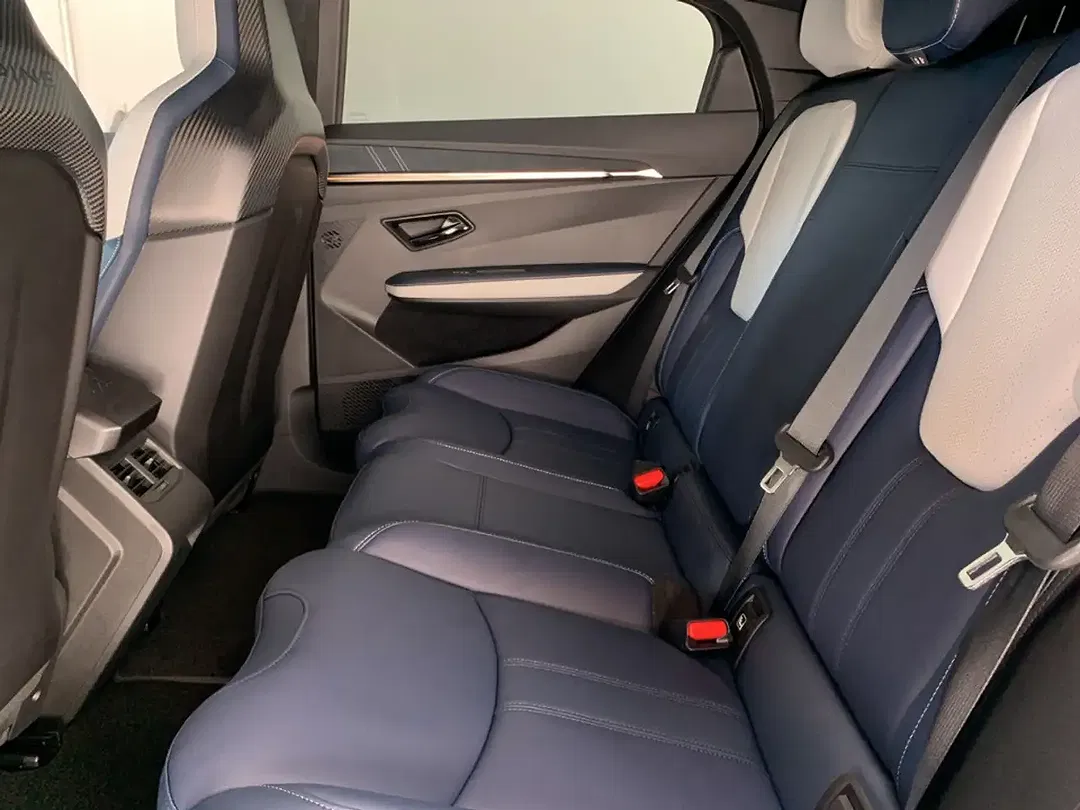 Alpine A390 4x4 GT - Thumbnail 11