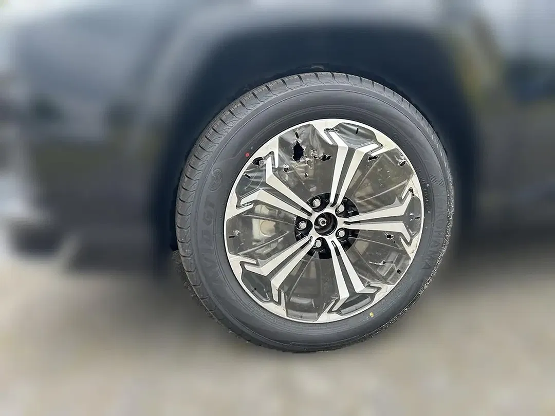 Suzuki Across Hybrid Comfort+ - Thumbnail 7