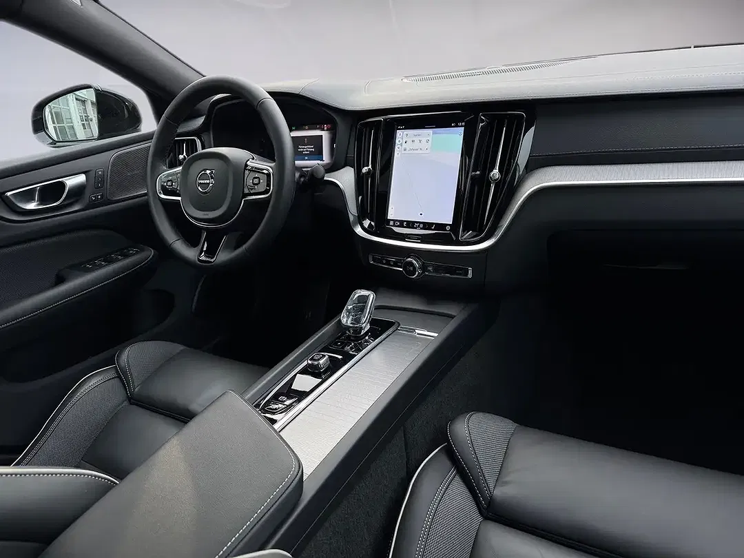 Volvo S60 B5 MHEV AUT AWD Ultimate Dark - foto 15