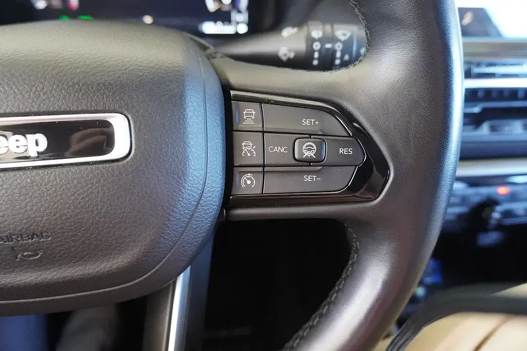 Jeep Compass 4x4 Upland - Thumbnail 10