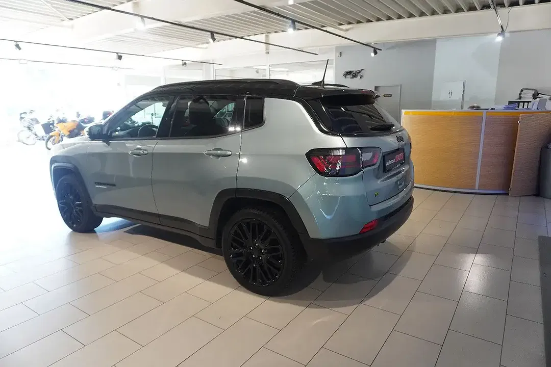 Jeep Compass 4x4 Upland - Thumbnail 5