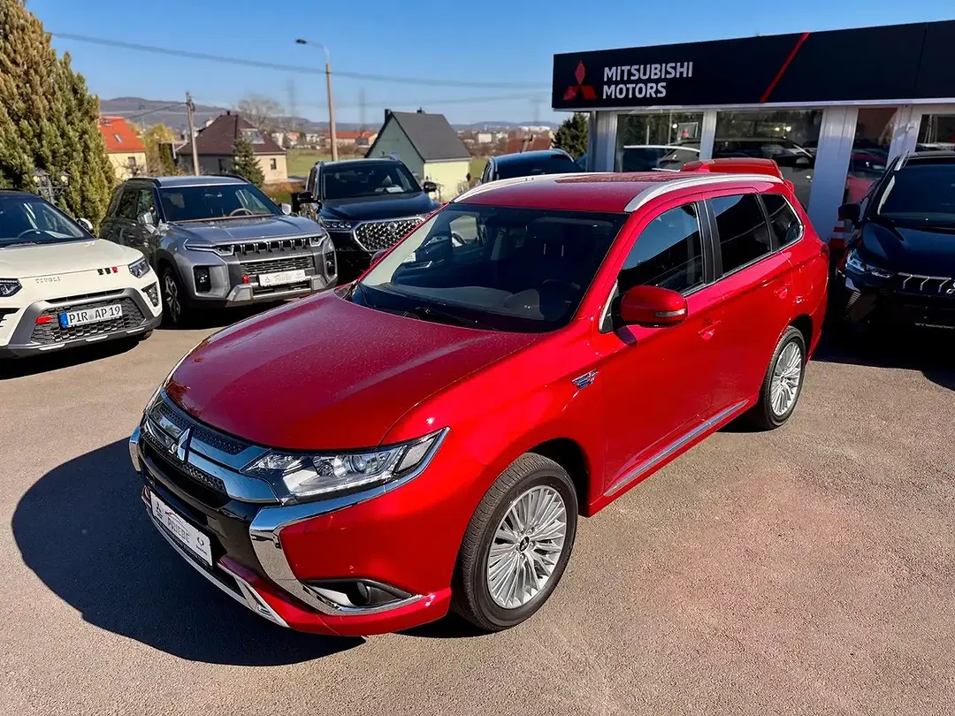 Mitsubishi Outlander PHEV - foto 2