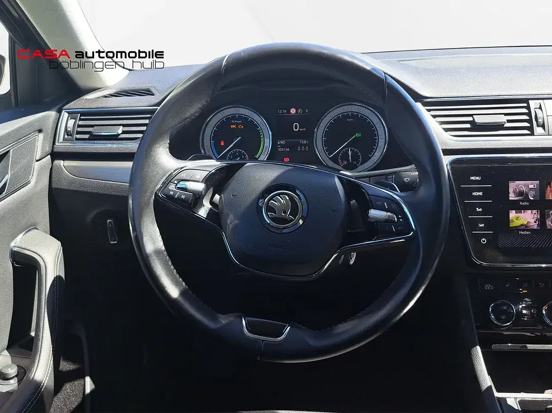 Skoda Superb 1.4 iV TSI DSG Combi Style - Thumbnail 7