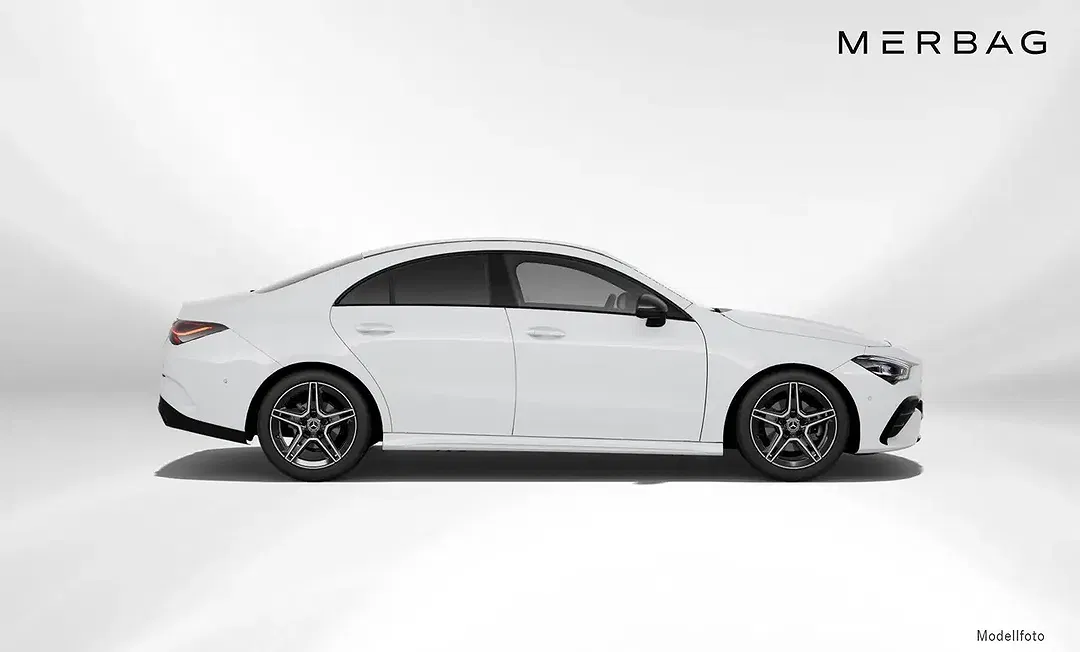 Mercedes-Benz CLA 180 - Thumbnail 9