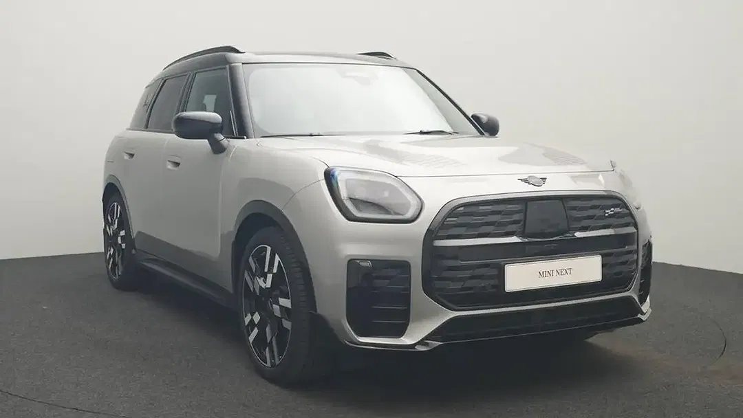 MINI Countryman SE All4 JCW Trim - Thumbnail 13