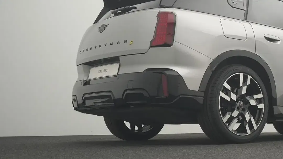 MINI Countryman SE All4 JCW Trim - Thumbnail 16