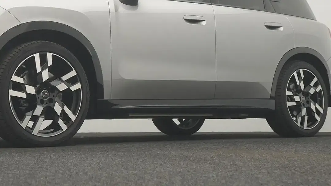 MINI Countryman SE All4 JCW Trim - Thumbnail 19