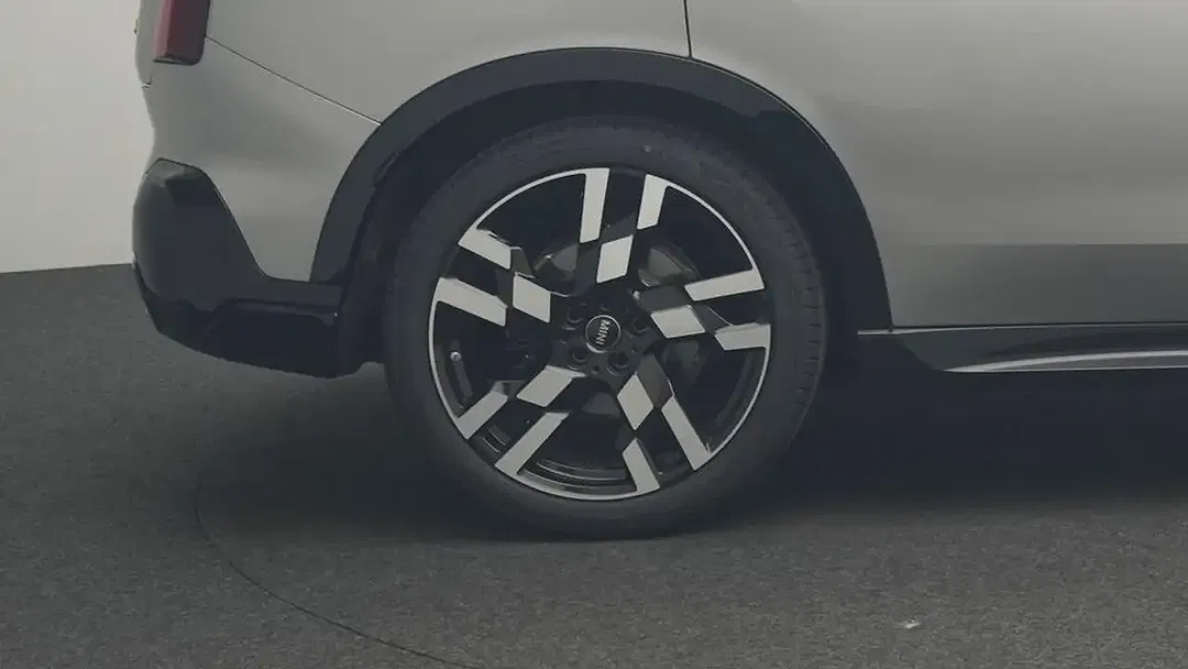MINI Countryman SE All4 JCW Trim - Thumbnail 9