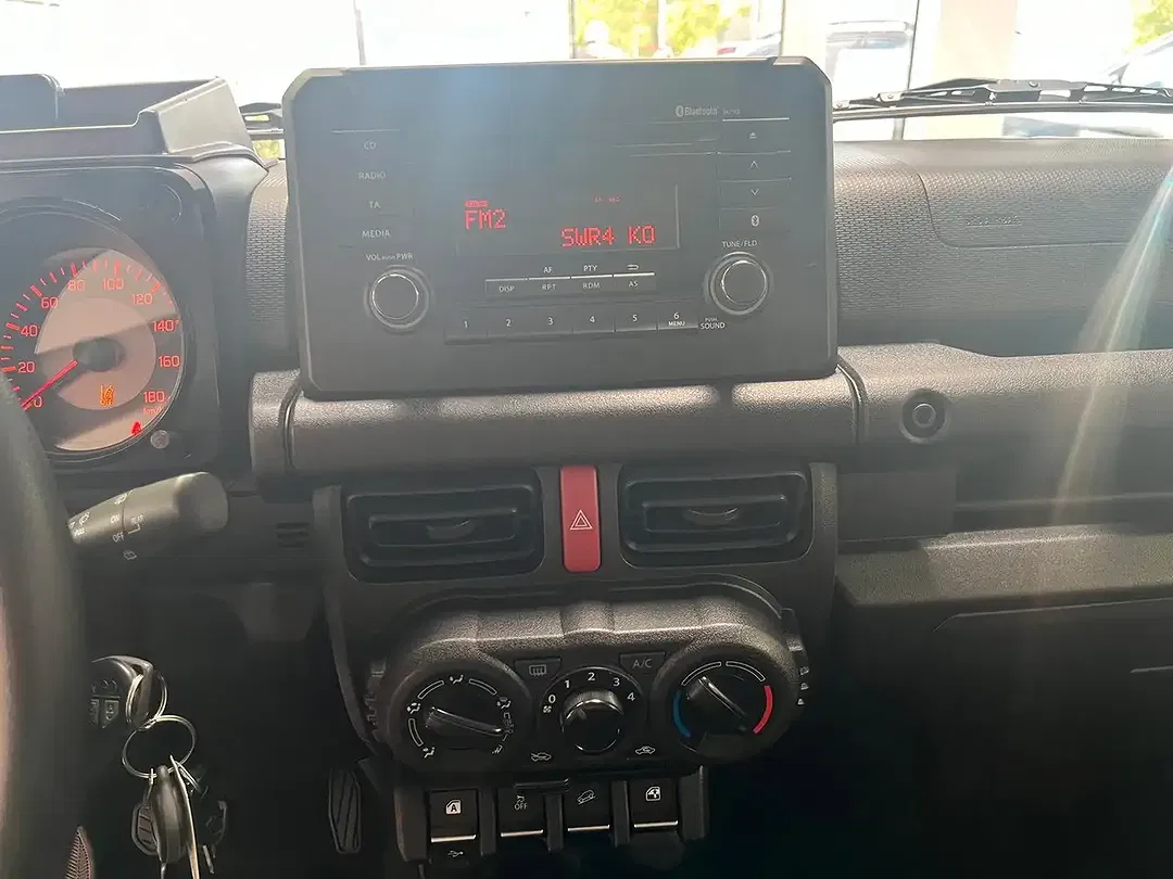 Suzuki Jimny AUT AllGrip Comfort - foto 15