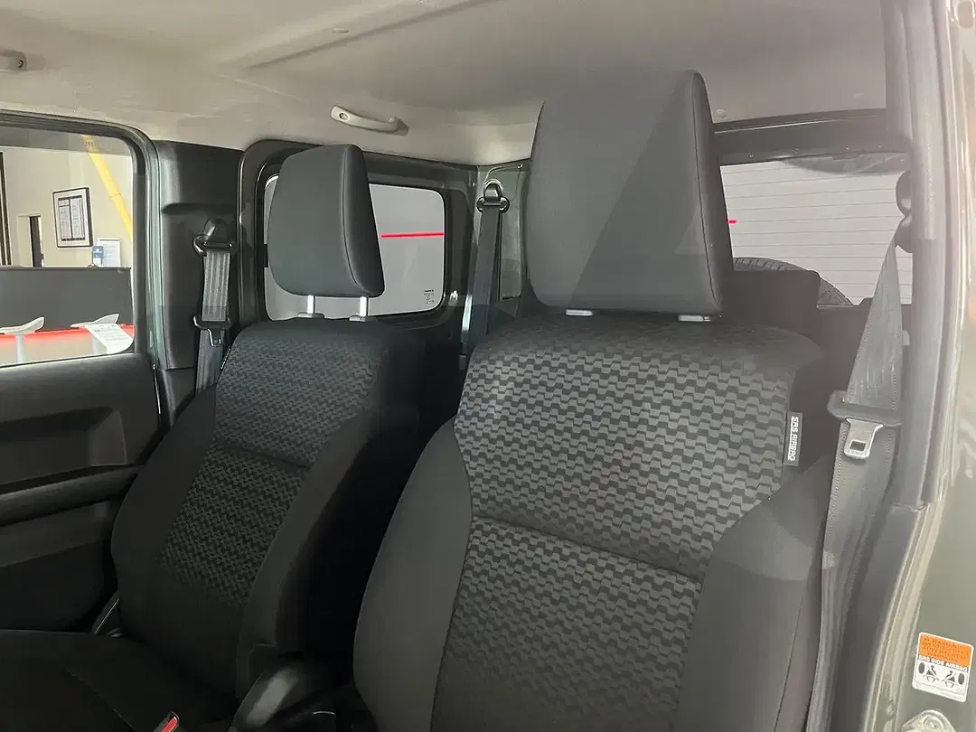 Suzuki Jimny AUT AllGrip Comfort - Thumbnail 9