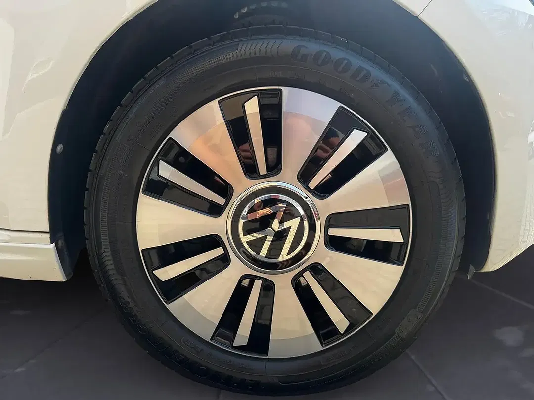 Volkswagen e-up! United - Thumbnail 8
