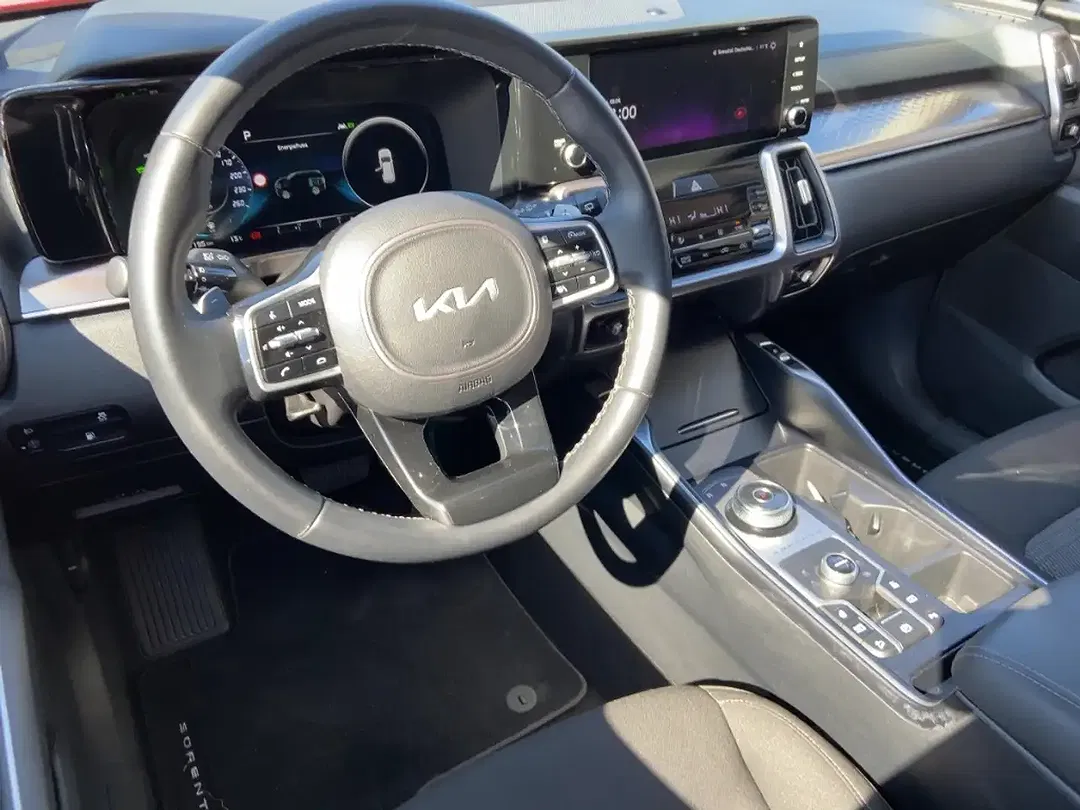 Kia Sorento 1.6 PHEV AMT AWD Vision - Thumbnail 9