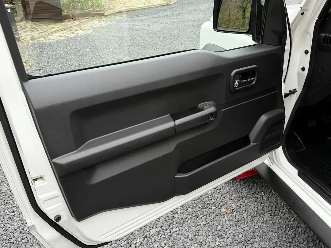 Suzuki Jimny AllGrip Comfort - Thumbnail 22