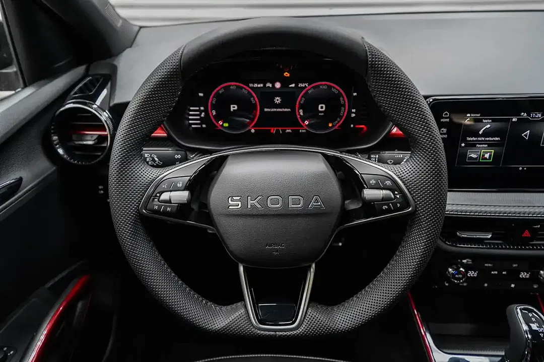 Skoda Fabia 1.0 TSI DSG Monte Carlo - Thumbnail 9