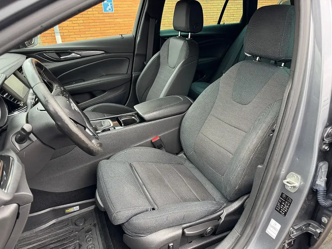 Opel Insignia Edition - foto 15