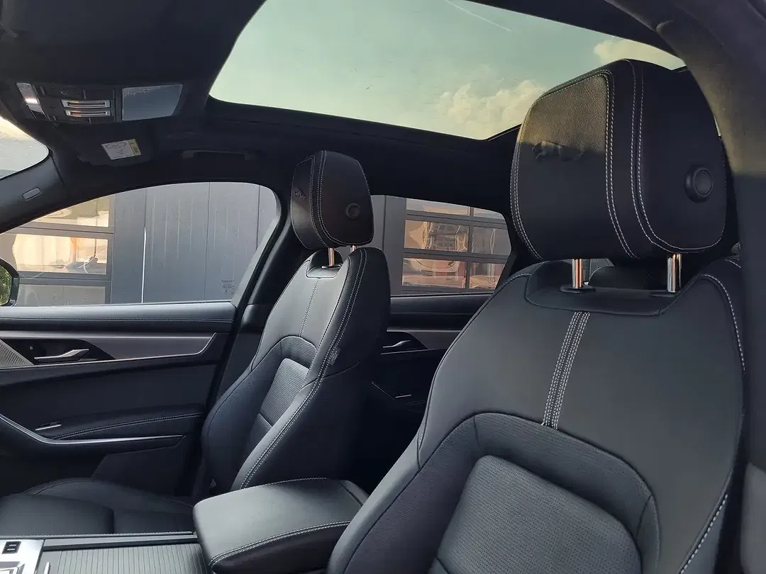 Jaguar F-Pace D300 AUT 4x4 R-Dynamic SE - Thumbnail 11