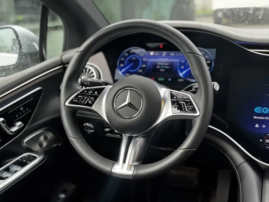 Mercedes-Benz EQE 300 Burmester - Thumbnail 10