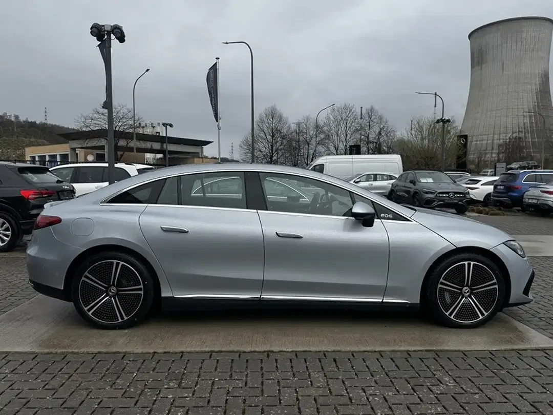 Mercedes-Benz EQE 300 Burmester - Thumbnail 7