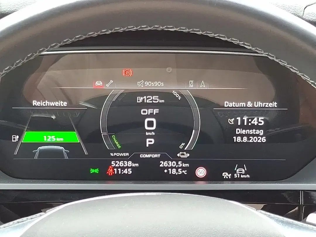 Audi e-tron 55 quattro S line - Thumbnail 10