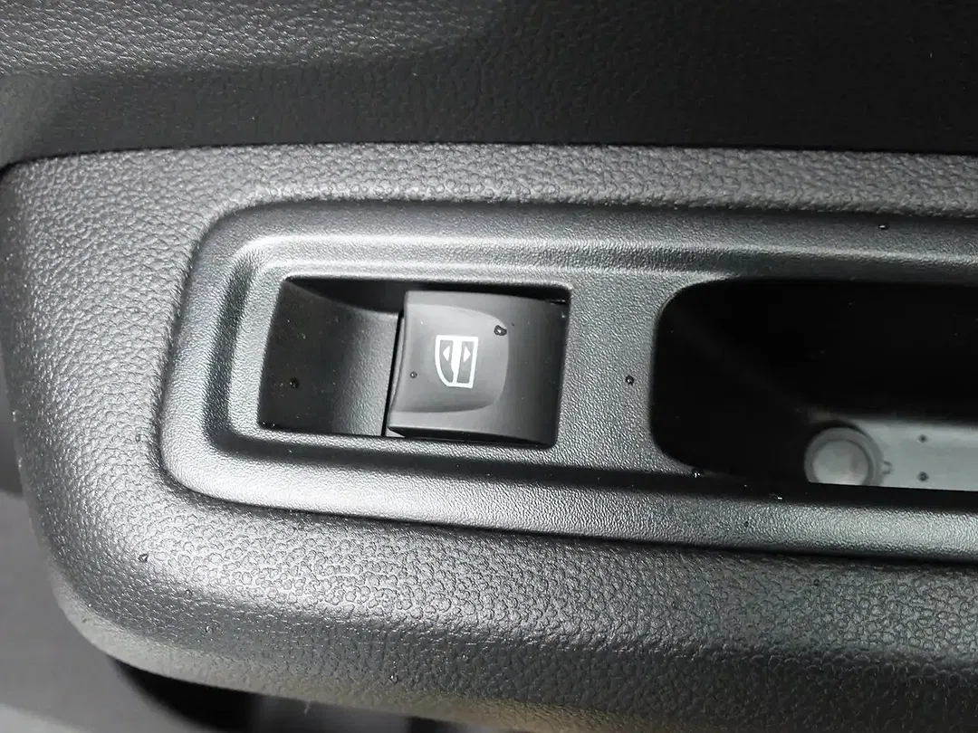 Dacia Logan Prestige - foto 15
