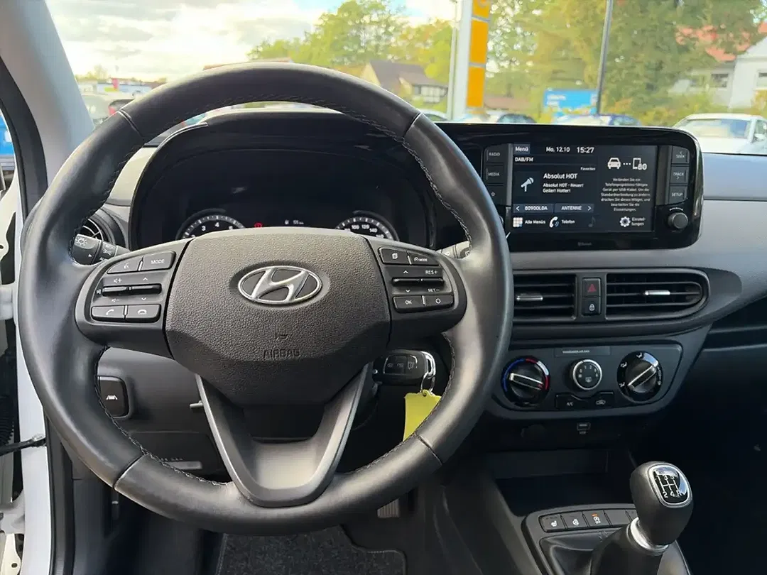 Hyundai i10 Edition 30 - Thumbnail 11