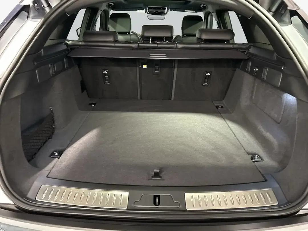 Land Rover Range Rover Velar D200 Dynamic SE - Thumbnail 11