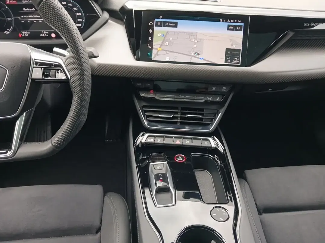 Audi e-tron GT - foto 14