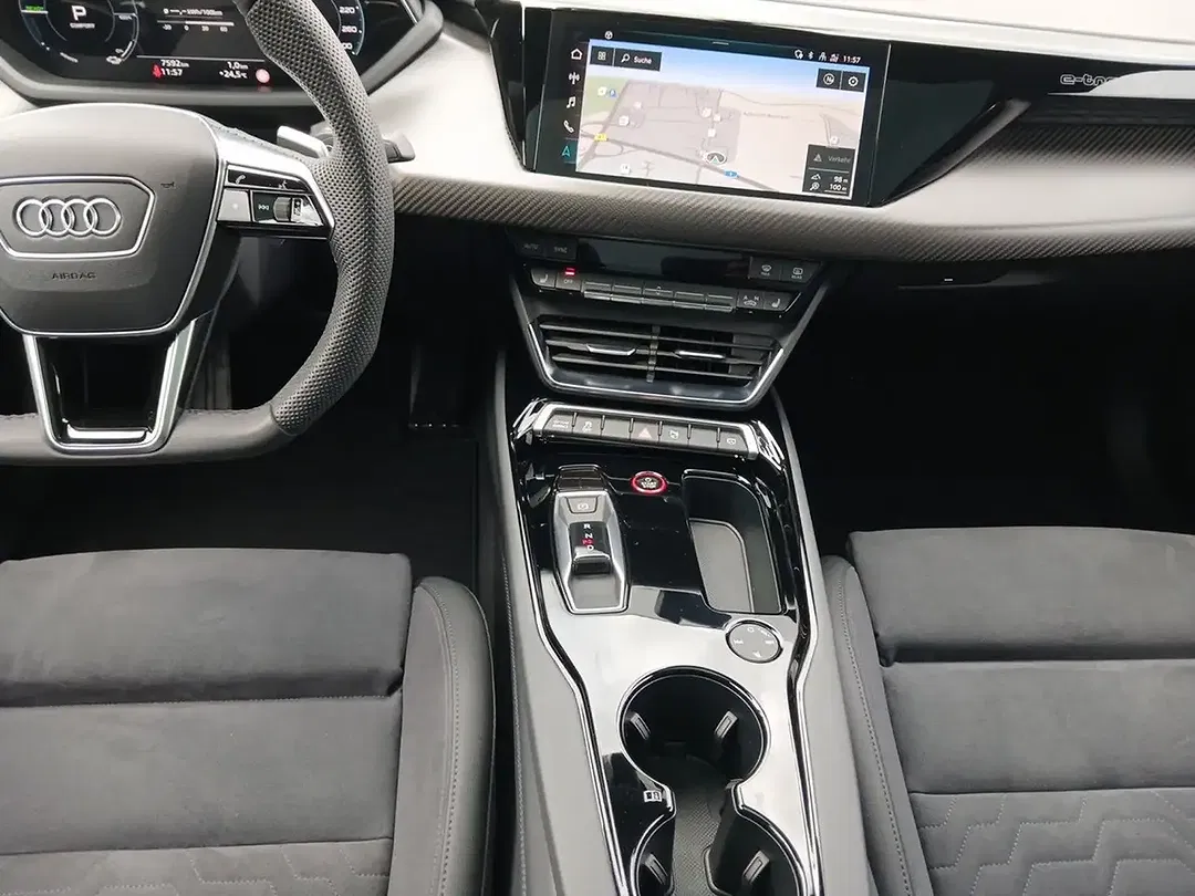 Audi e-tron GT - Thumbnail 7