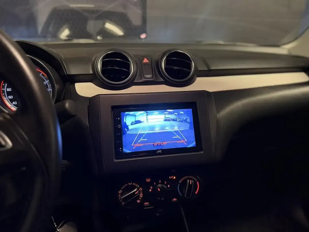 Suzuki Swift 1.2 - Thumbnail 21