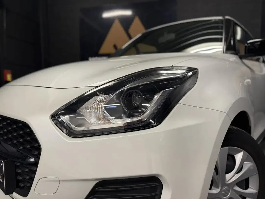 Suzuki Swift 1.2 - Thumbnail 9