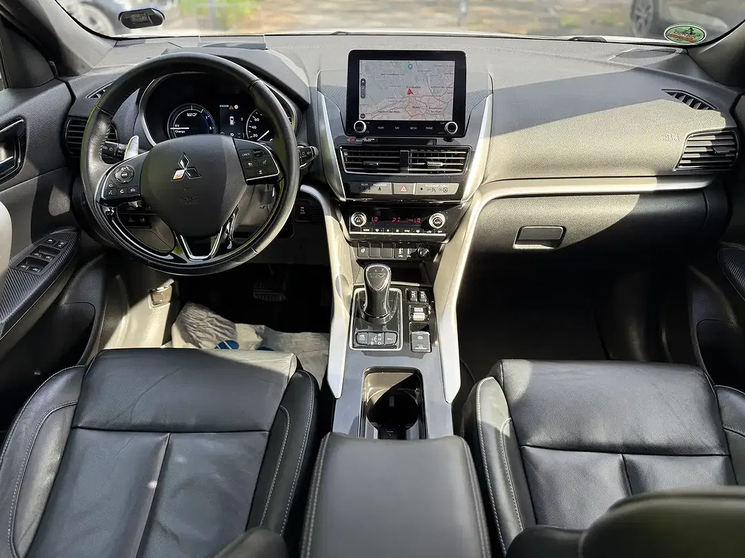 Mitsubishi Eclipse Cross Hybrid 4WD Top - Thumbnail 6