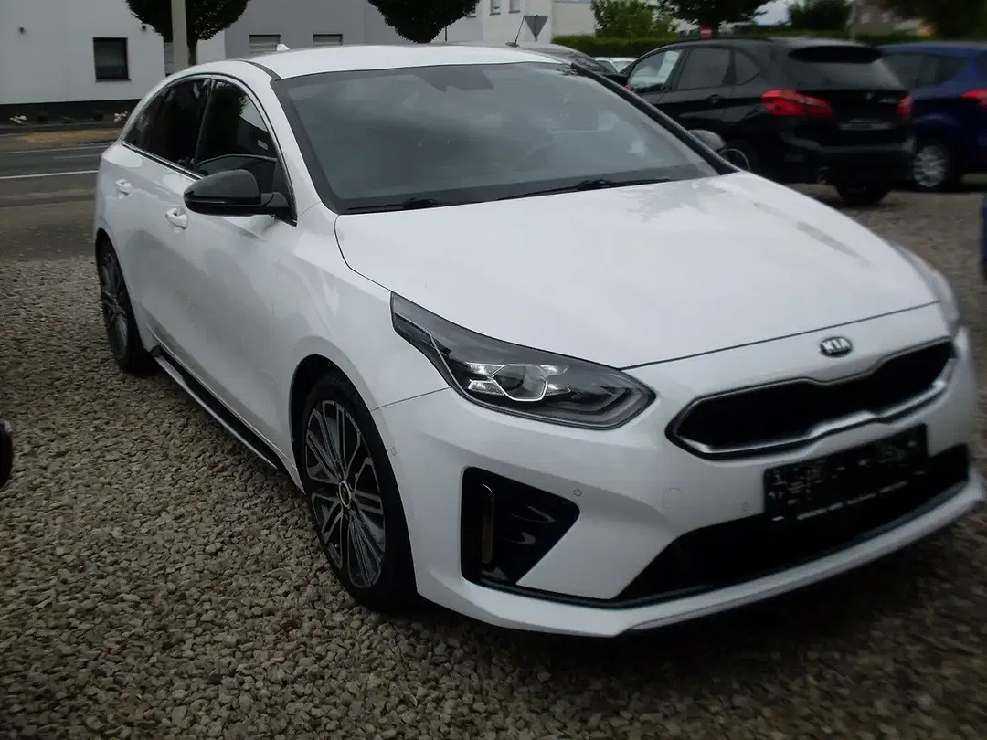 Kia ProCeed / pro_cee'd GT - foto 2