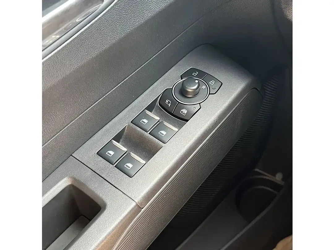 Ford Tourneo Courier - Thumbnail 11