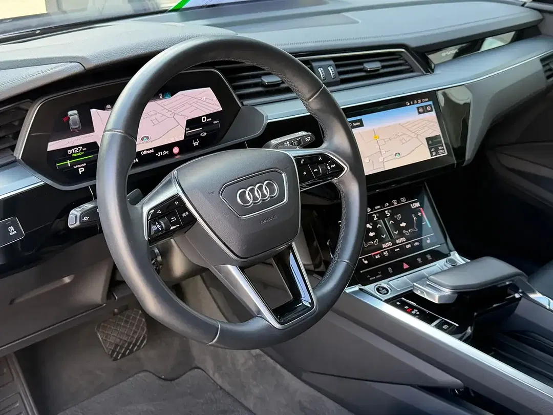 Audi e-tron 50 quattro S line - Thumbnail 12