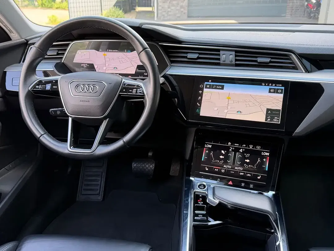 Audi e-tron 50 quattro S line - Thumbnail 13
