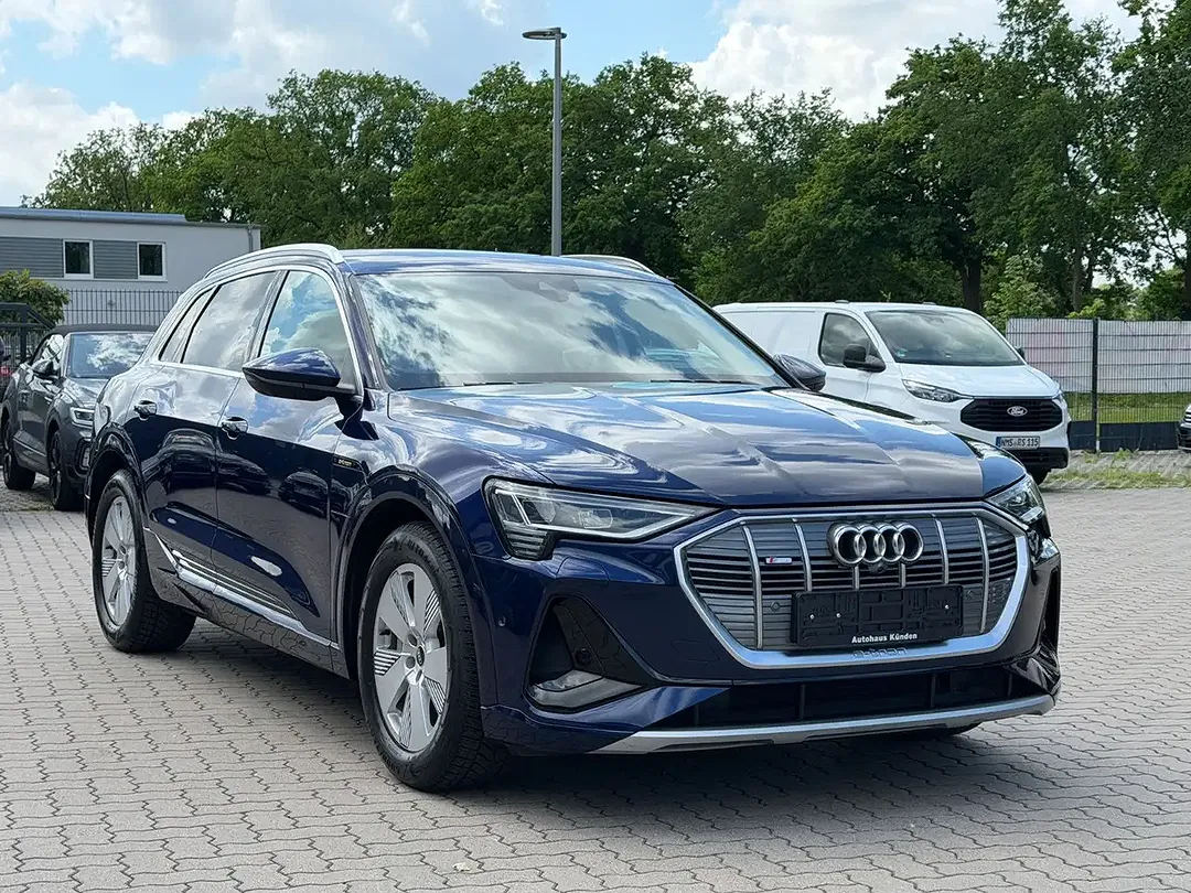 Audi e-tron 50 quattro S line - foto 2