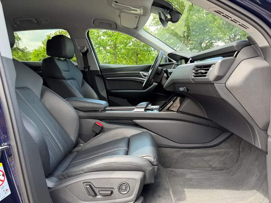 Audi e-tron 50 quattro S line - Thumbnail 7