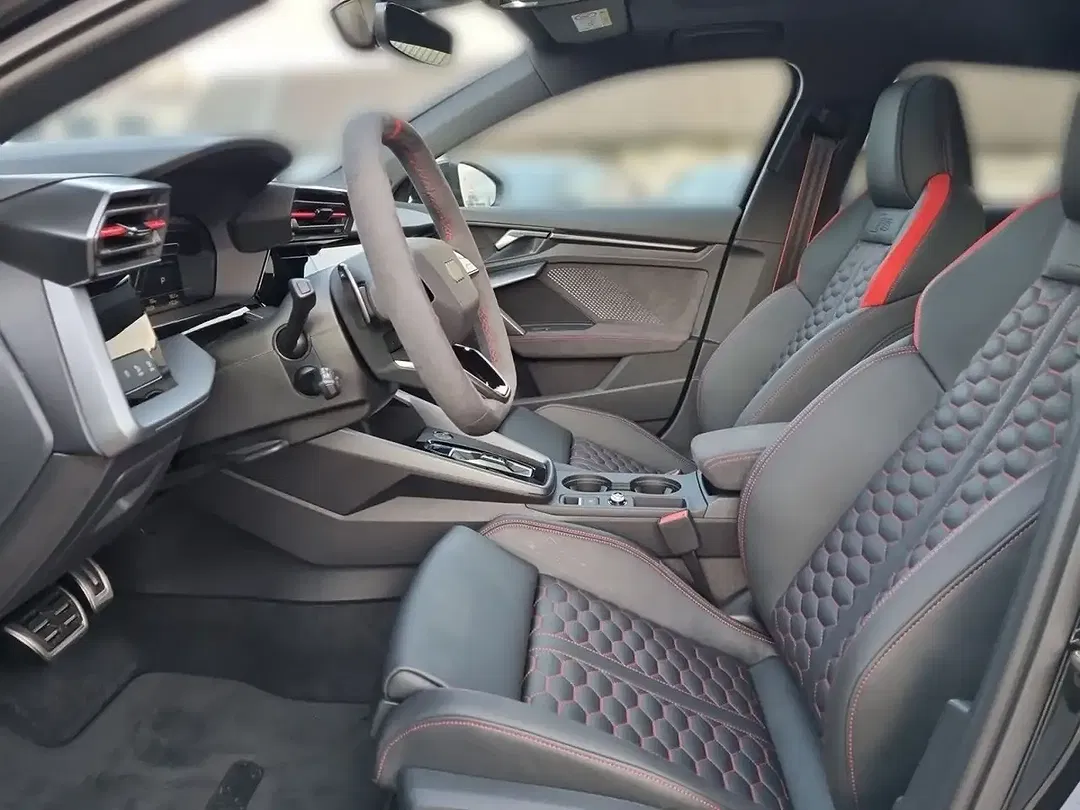 Audi RS3 S tronic - Thumbnail 9