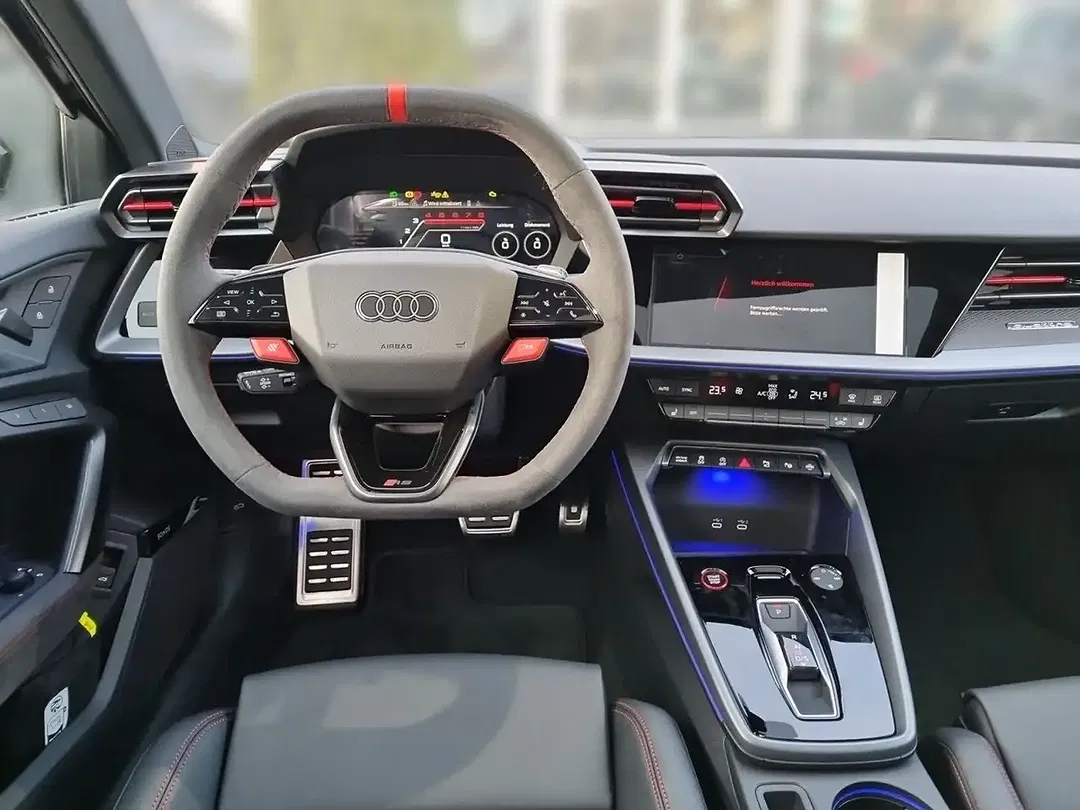 Audi RS3 S tronic - Thumbnail 10