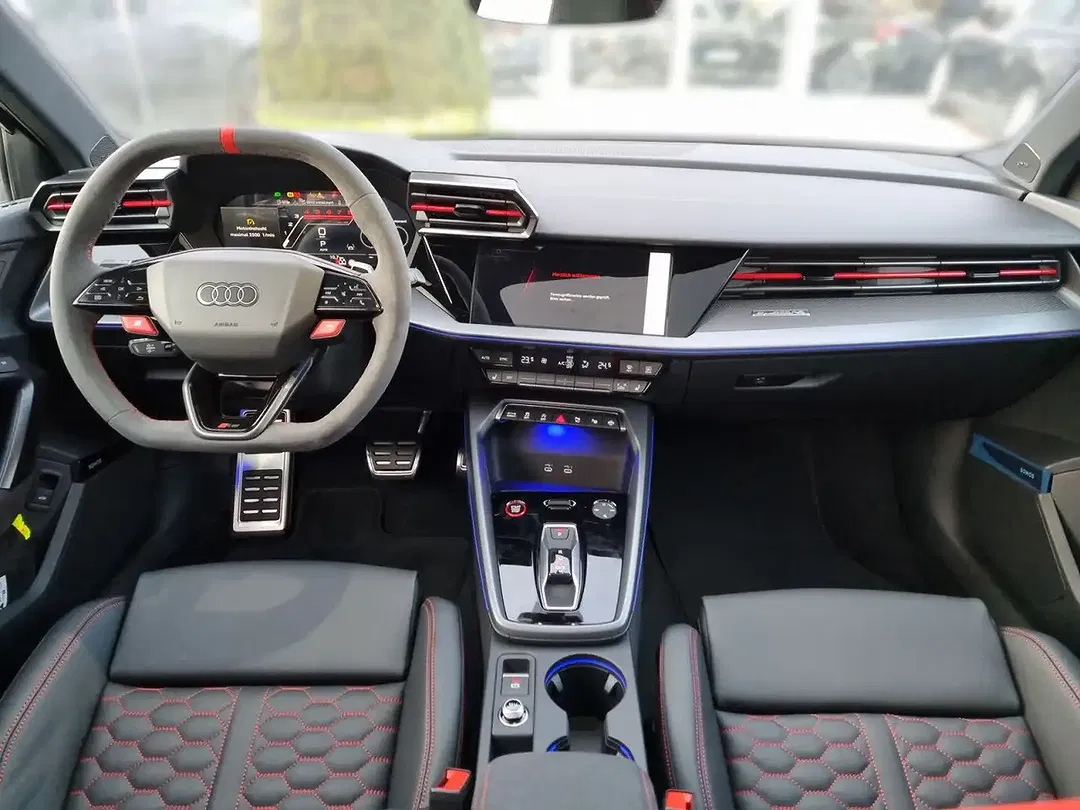 Audi RS3 S tronic - Thumbnail 13