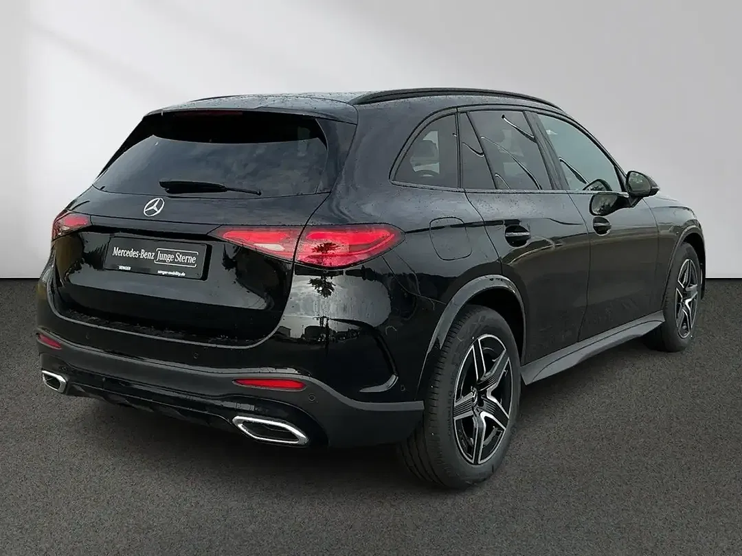 Mercedes-Benz GLC 220 4MATIC AMG Night - Thumbnail 3