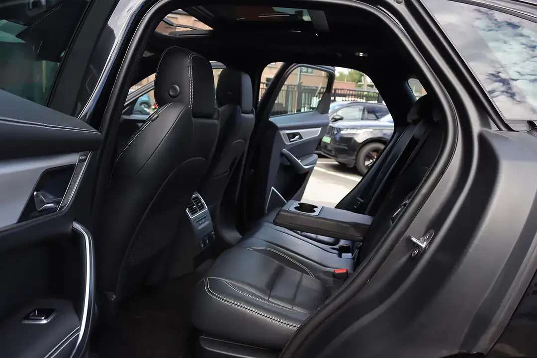 Jaguar F-Pace P250 4x4 R-Dynamic S - Thumbnail 7