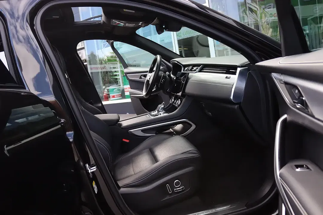 Jaguar F-Pace P250 4x4 R-Dynamic S - Thumbnail 8