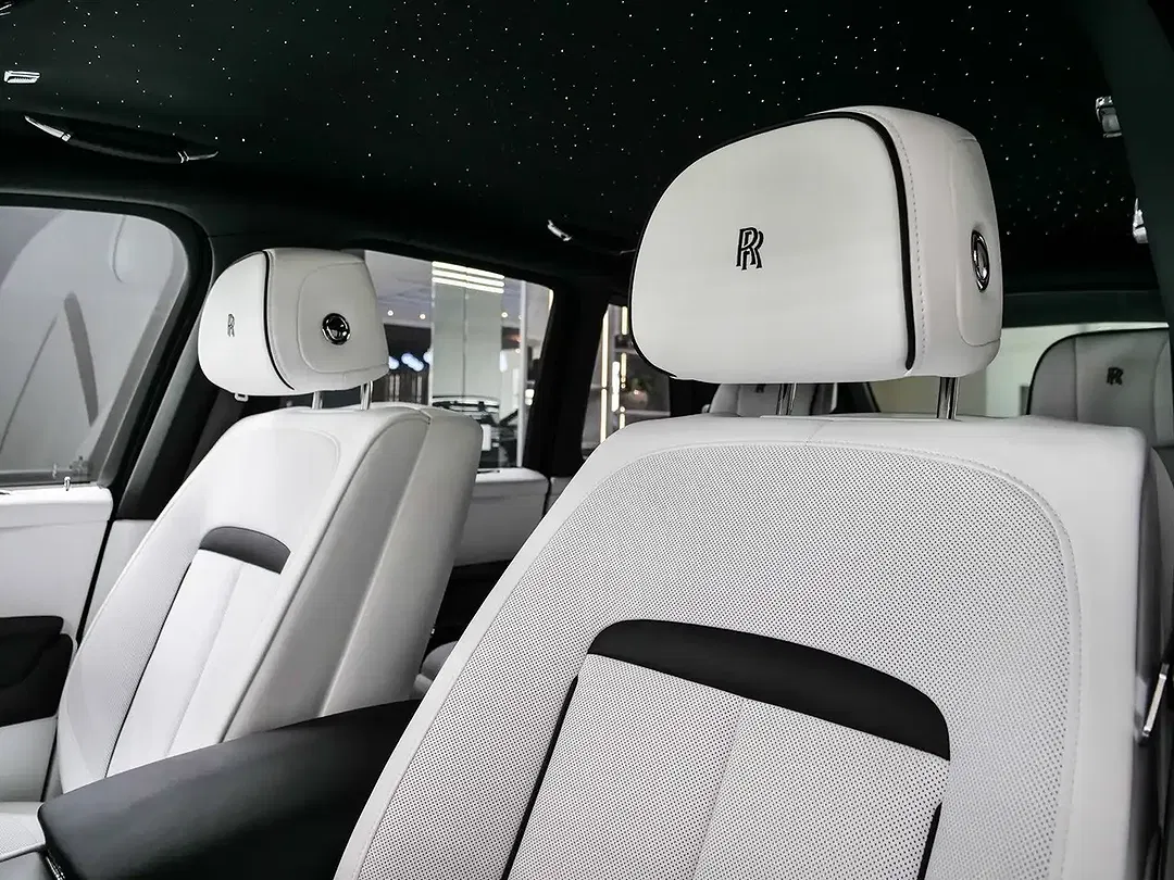 Rolls-Royce Cullinan - Thumbnail 11