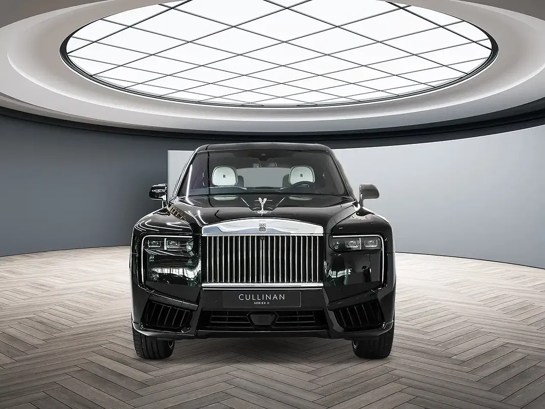 Rolls-Royce Cullinan - Thumbnail 5