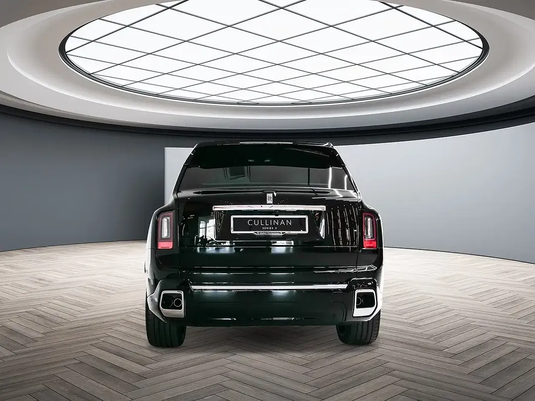 Rolls-Royce Cullinan - Thumbnail 6