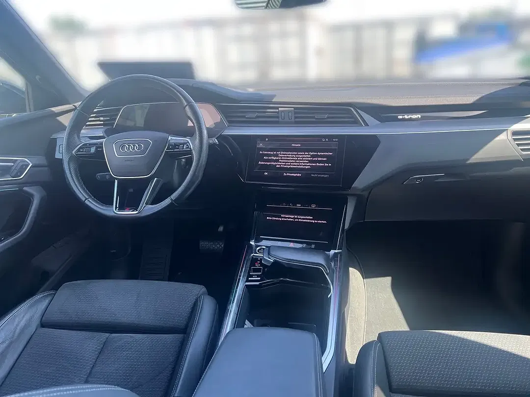 Audi e-tron 50 quattro S line plus - Thumbnail 9