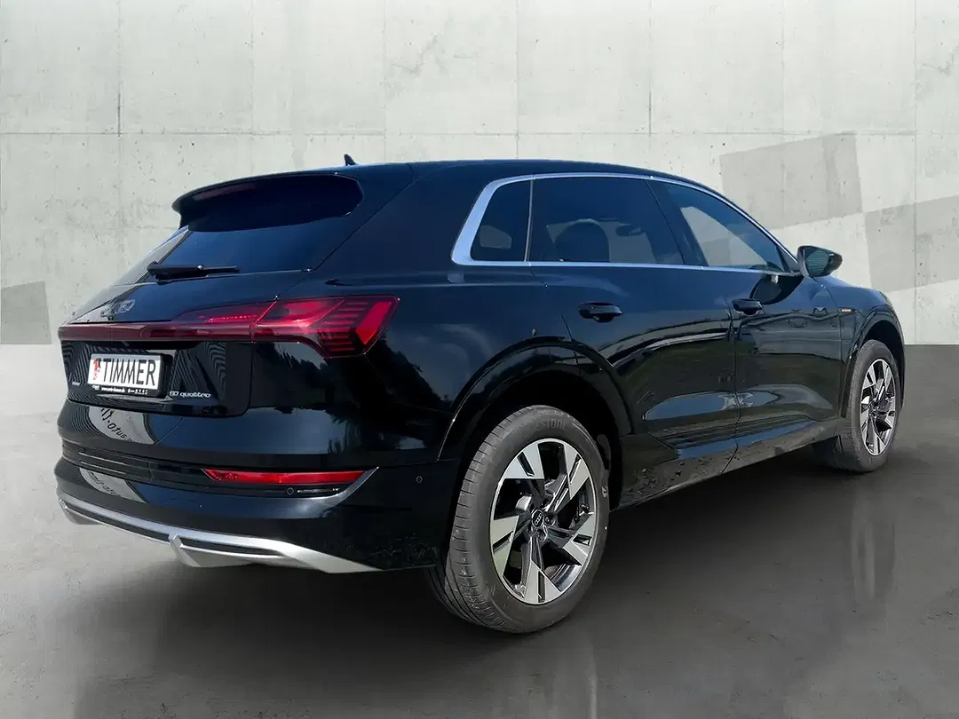 Audi e-tron 50 quattro S line plus - Thumbnail 3